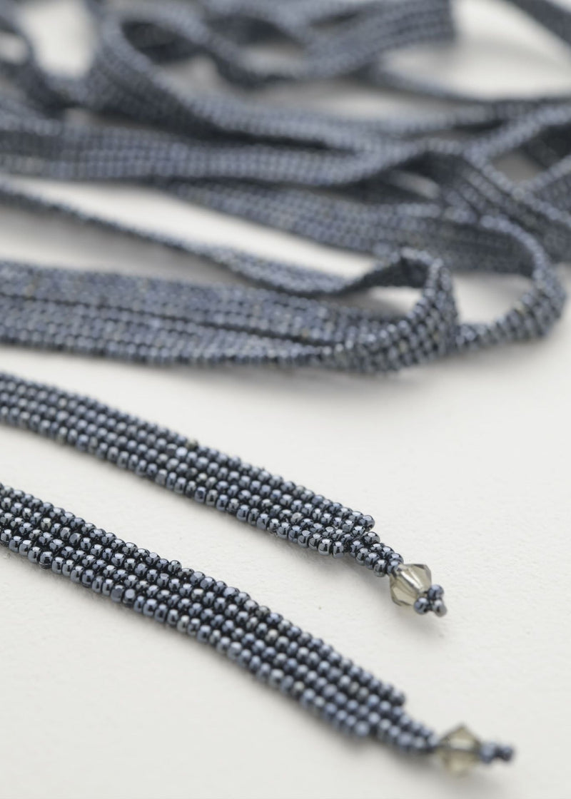 METALLIC GRAY LINEAR STRIP