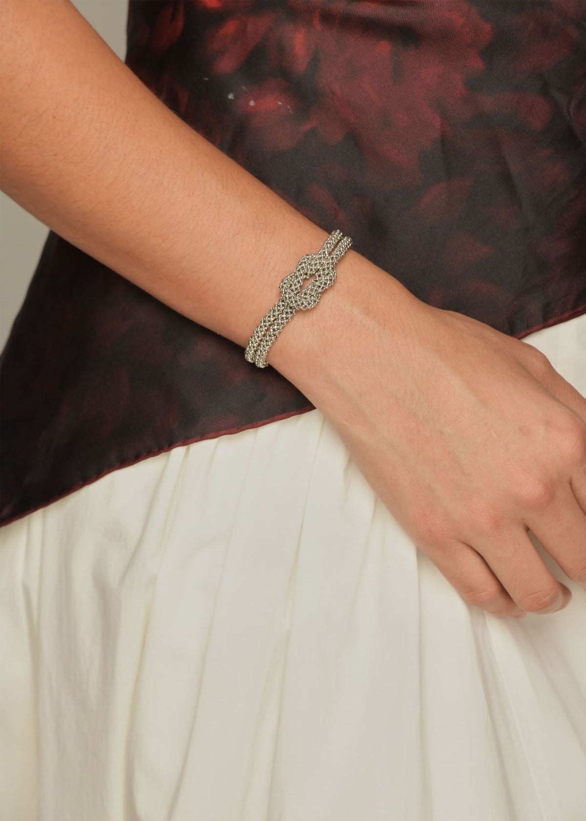 BRAZALETE NUDO TAWARI PLATA PLATINO