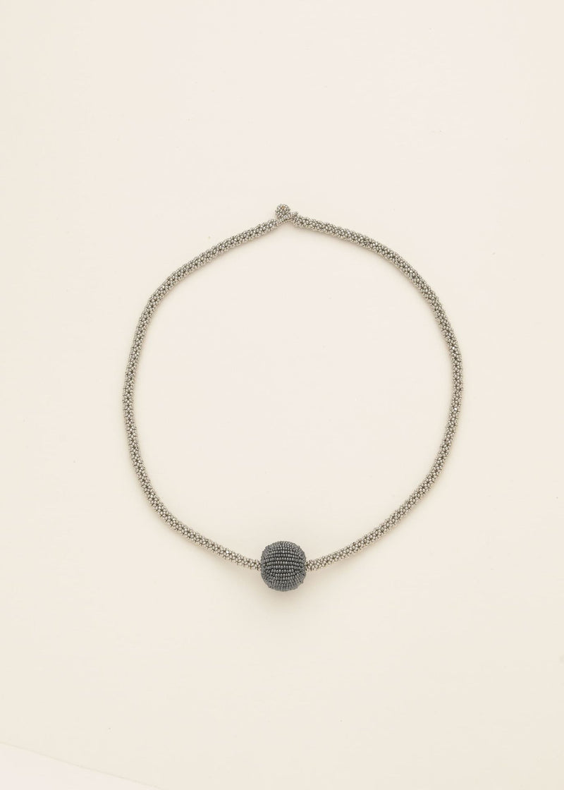 COLLAR VANTA SATEL PLATINO GRIS METALICO