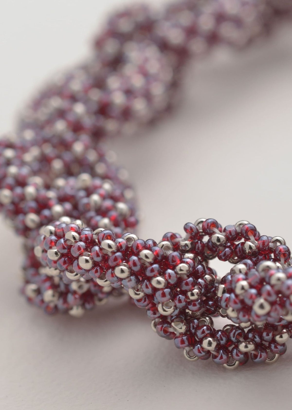 HUTA BRACELET CHAIN PLATINUM TG GARNET LUSTER