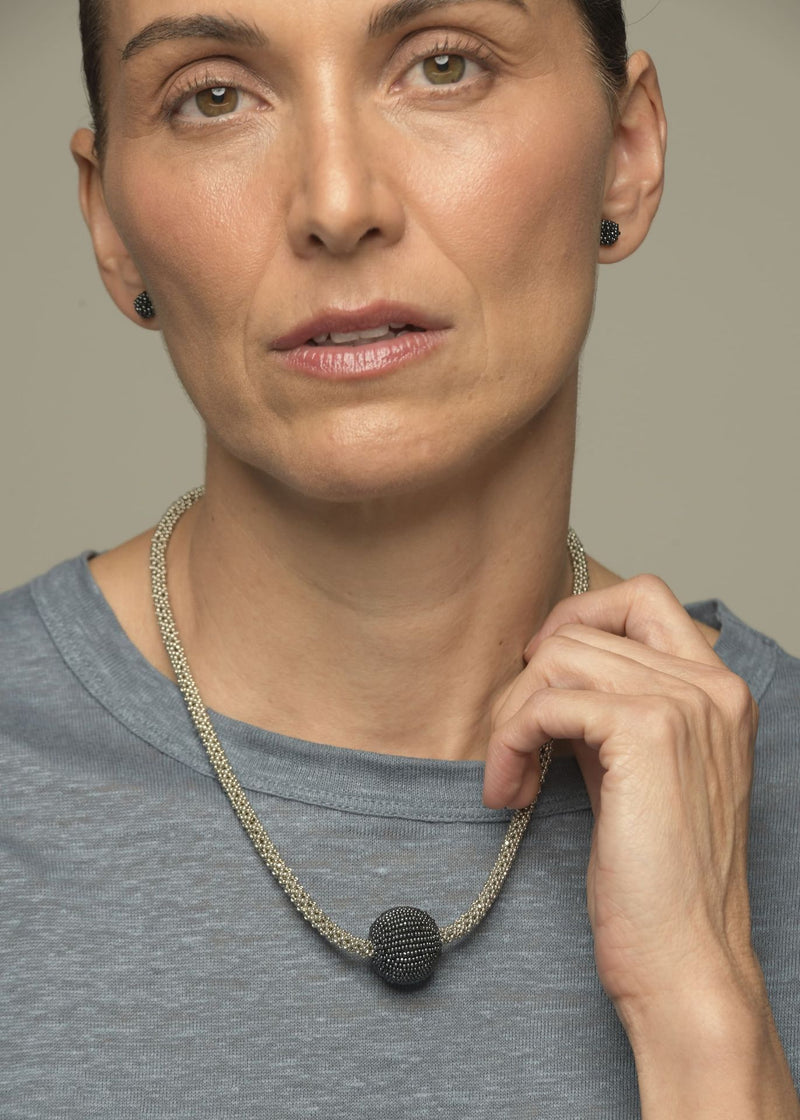 VANTA SATEL COLLAR PLATINUM METALLIC GRAY