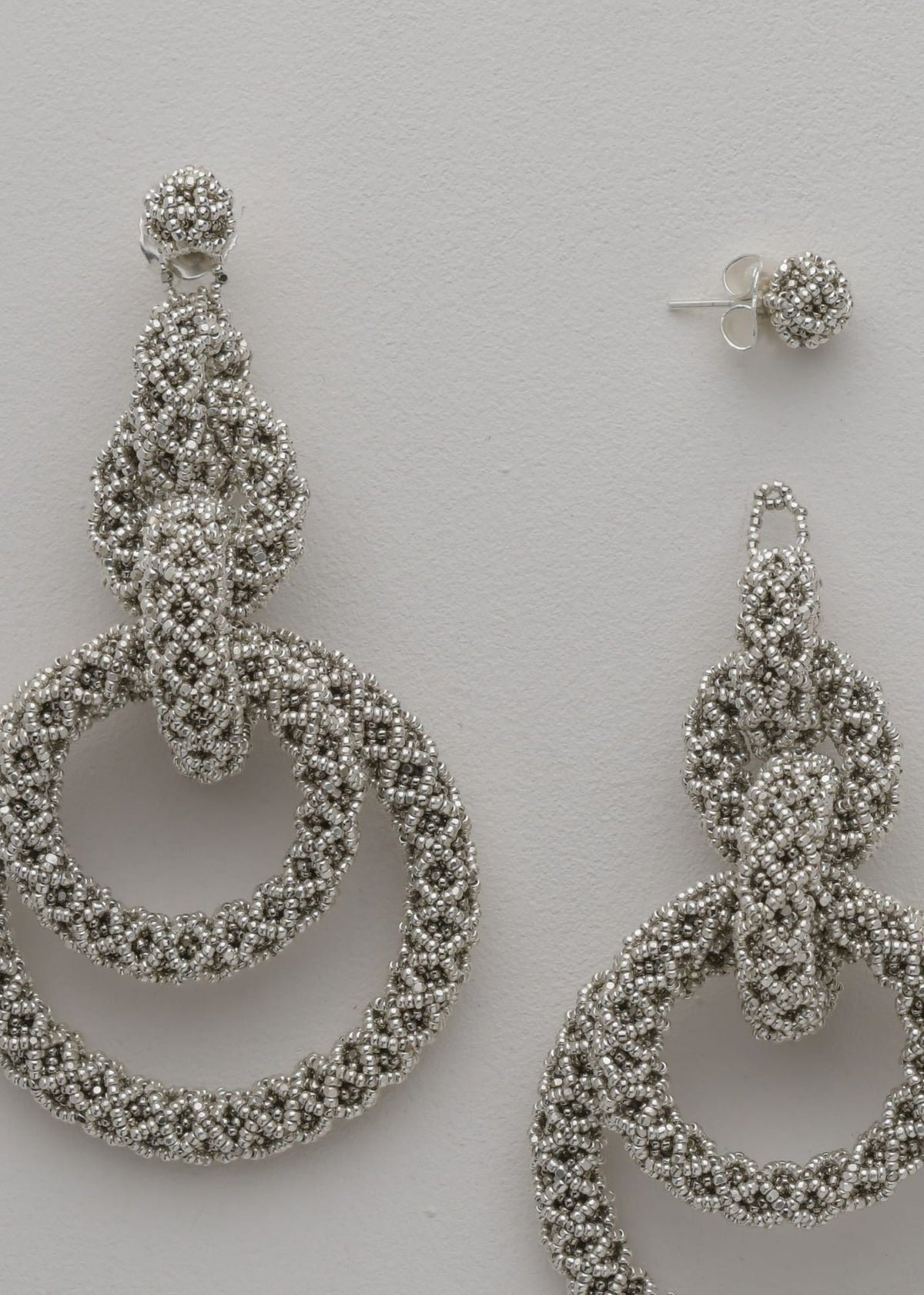 NAWI FIVE-HOOP EARRINGS, PLATINUM-PLATED SILVER