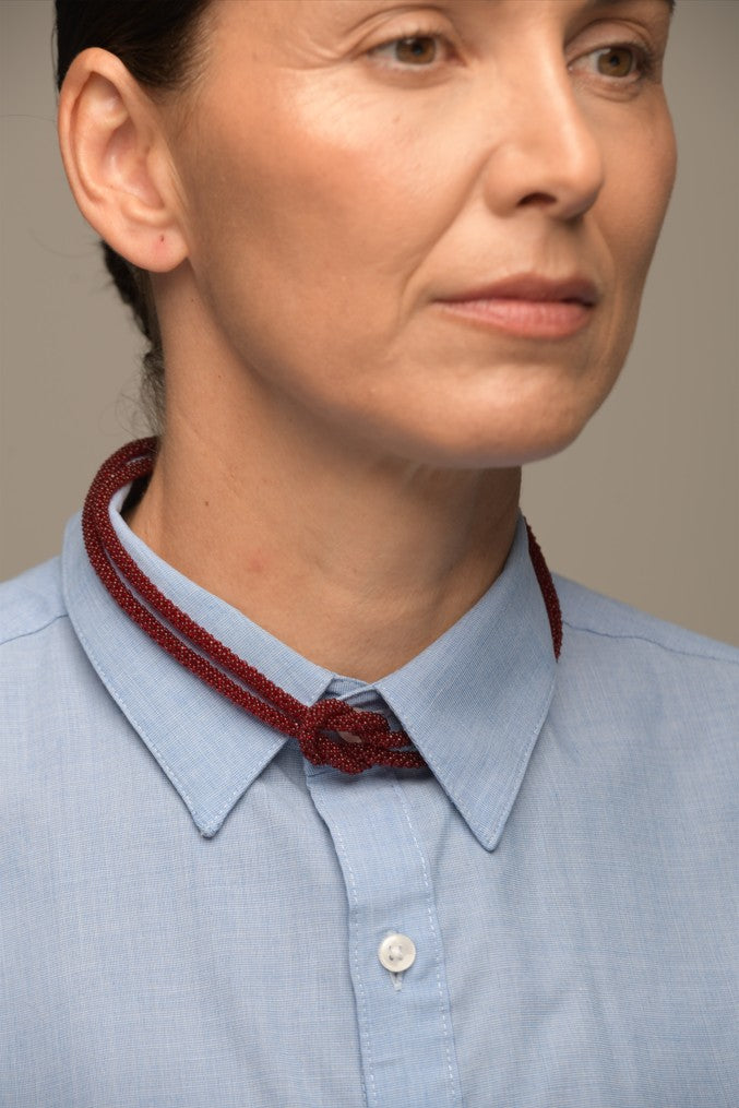 CHERRY RED TAWARI KNOT CHOKER