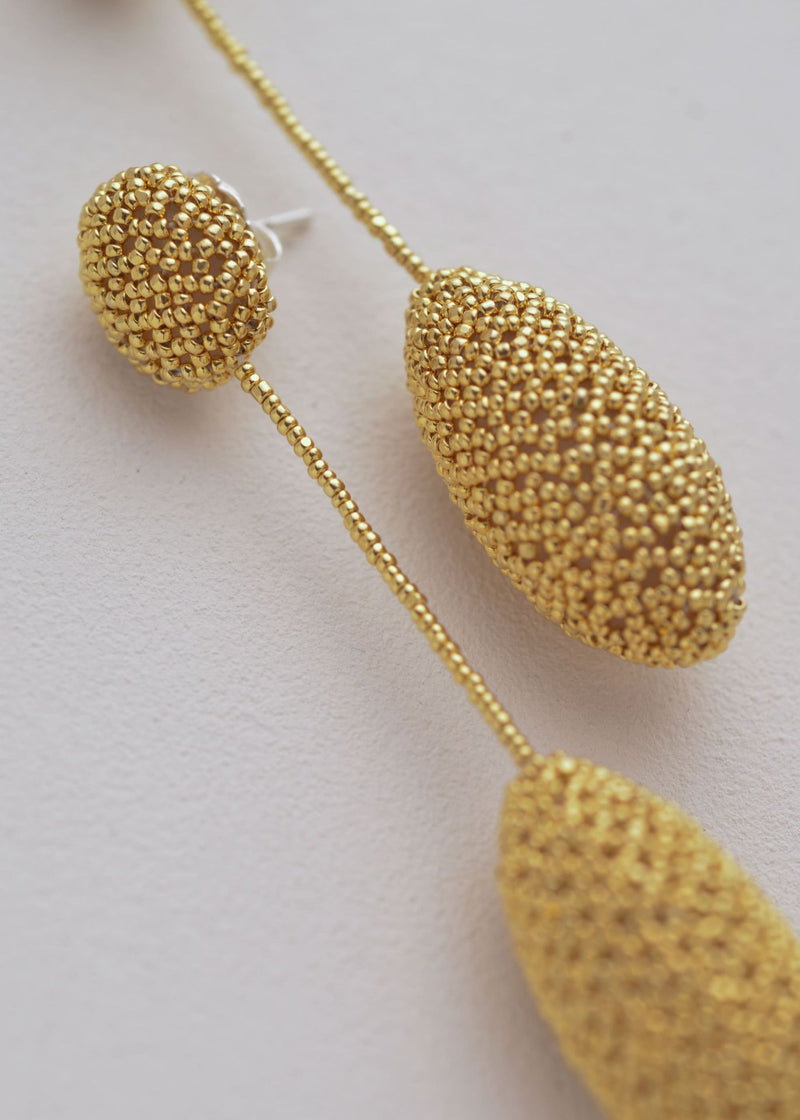TAWARI DANGLE EARRINGS GOLD