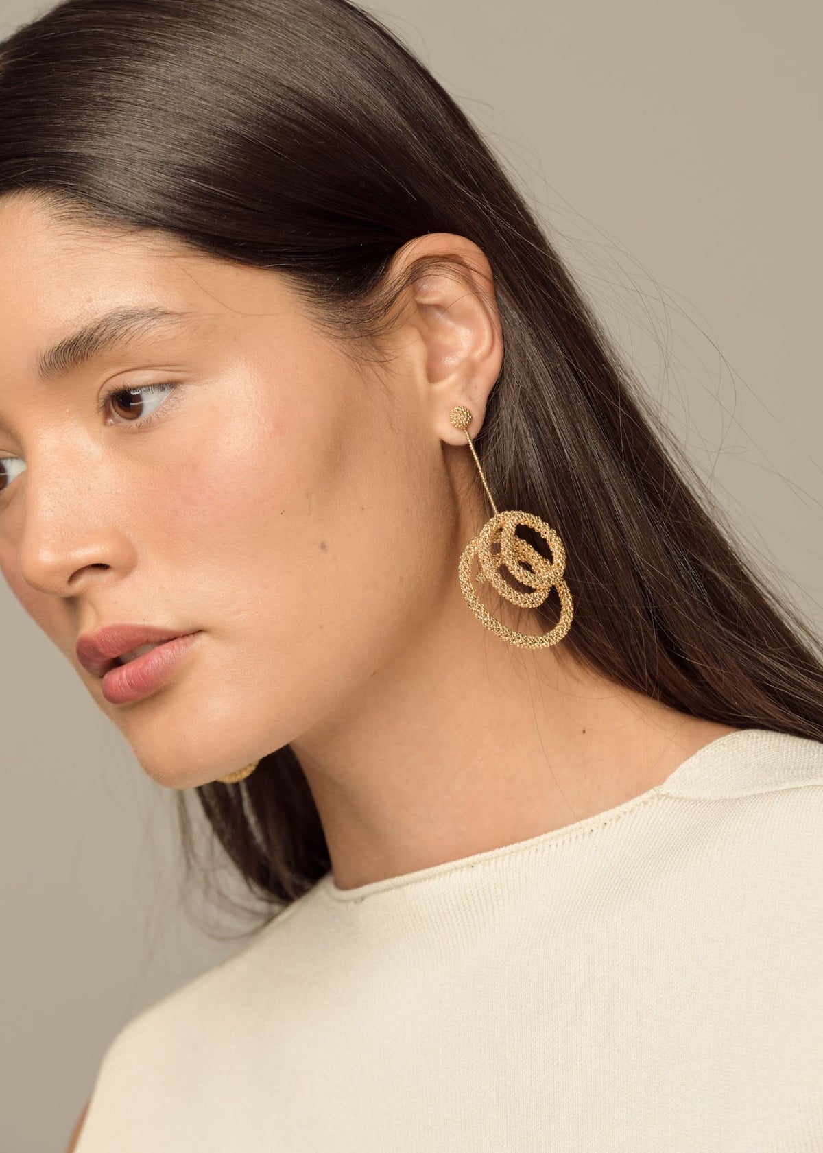 HAIKURI GOLD DANGLING EARRINGS