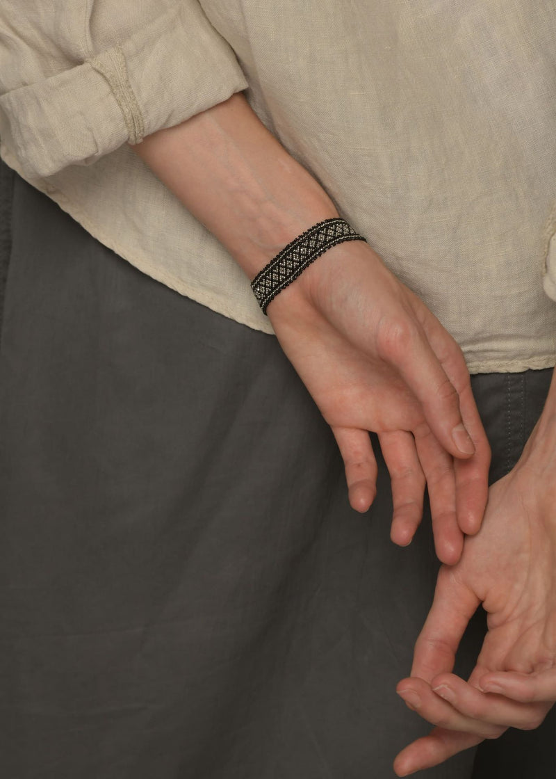 HUTA MARTHA BLACK PLATINUM BRACELET