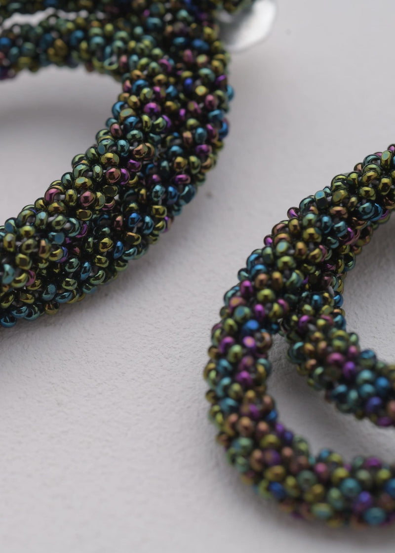 ITSARI HAIKURI IRIDESCENT GREEN EARRINGS