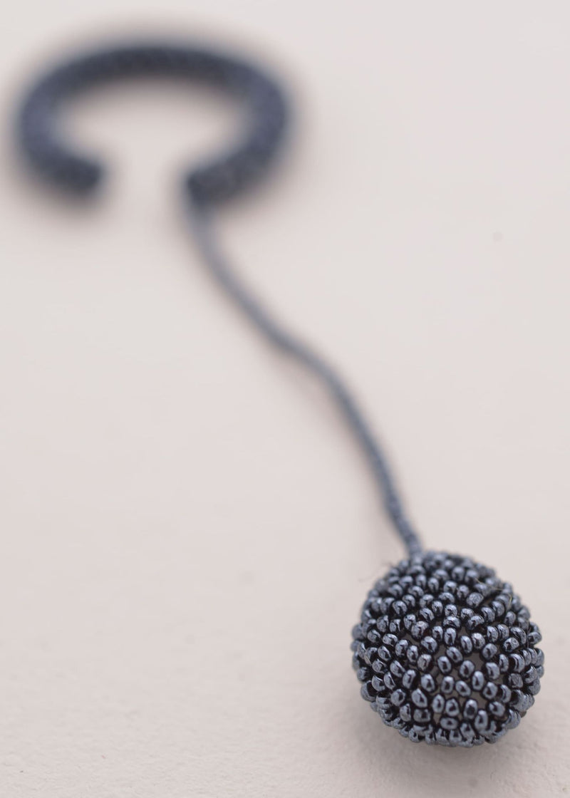 TAWARI METALLIC GRAY SIMPLE EARCUFF