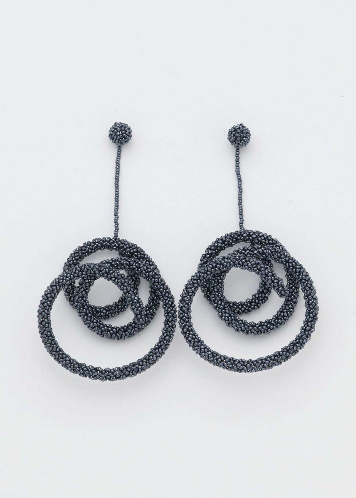 HAIKURI METALLIC GREY DROP EARRINGS