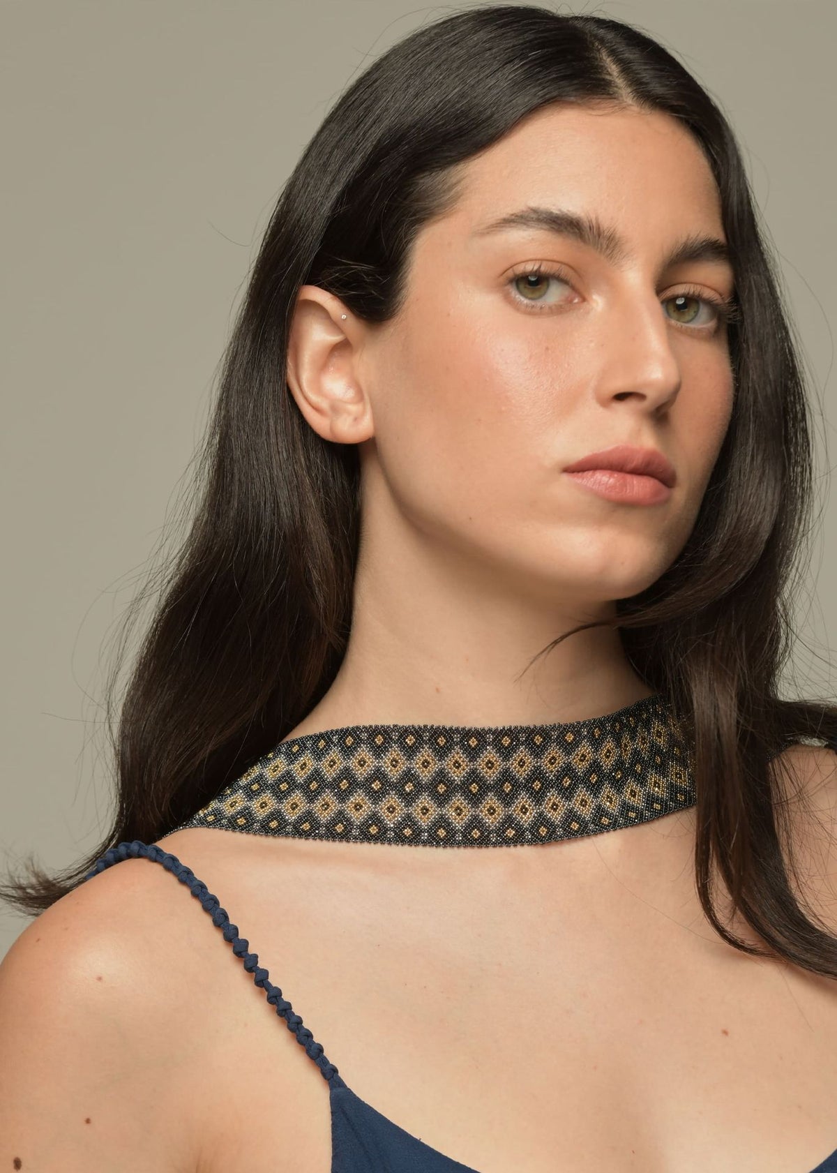 GOLD PLATINUM BLACK SCARF