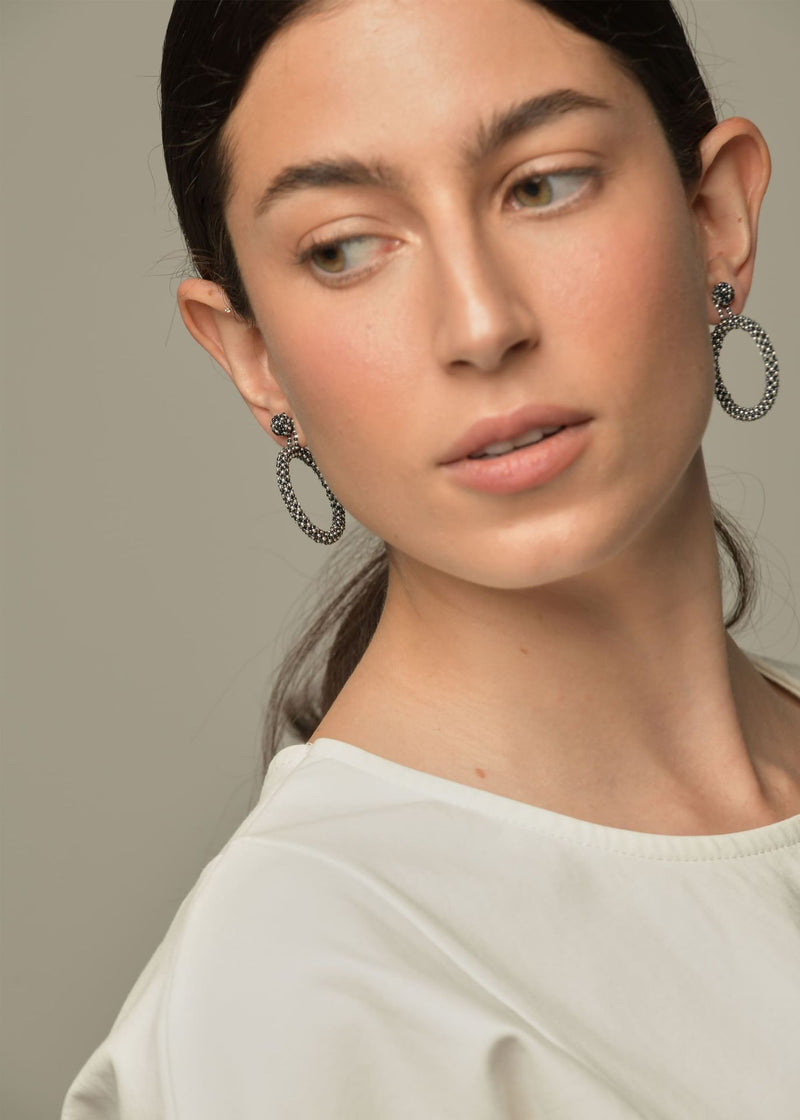 ARETES UN ARO MARTHA PLATA GRIS METALICO