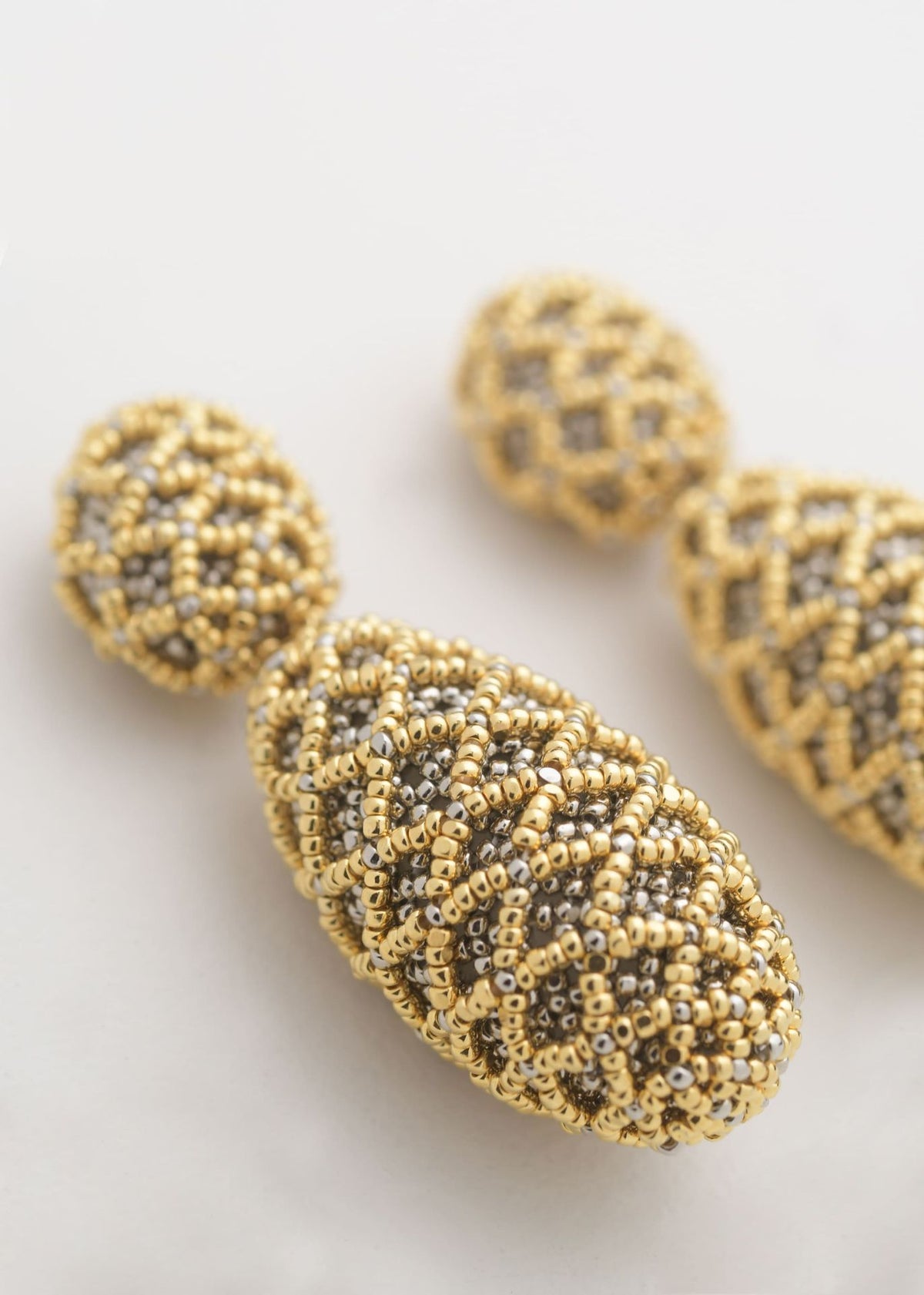 UKAI TAWARI EARRINGS GOLD PLATINUM