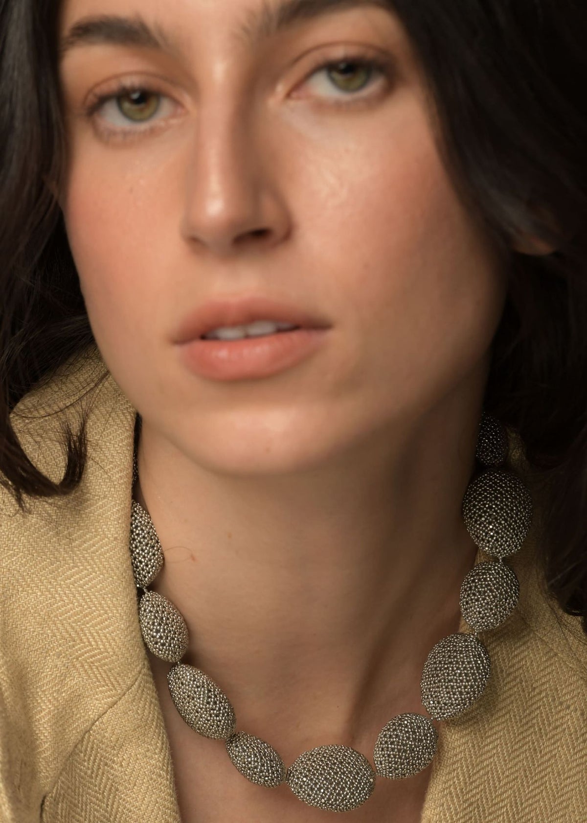 TAWARI PLATINUM NECKLACE