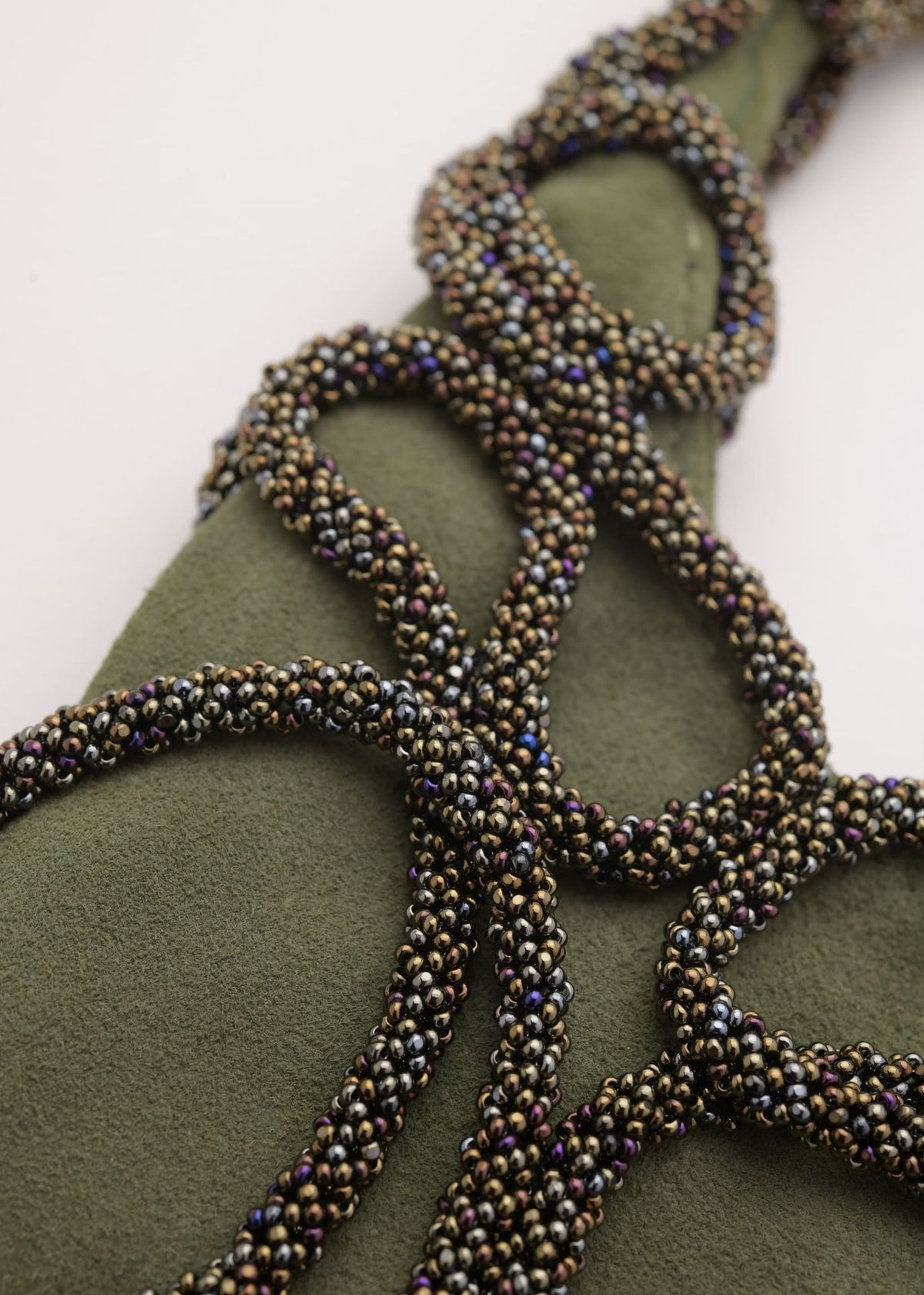 BOLSO TAPIE HAIKURI VERDE MILITAR PIEL VERDE