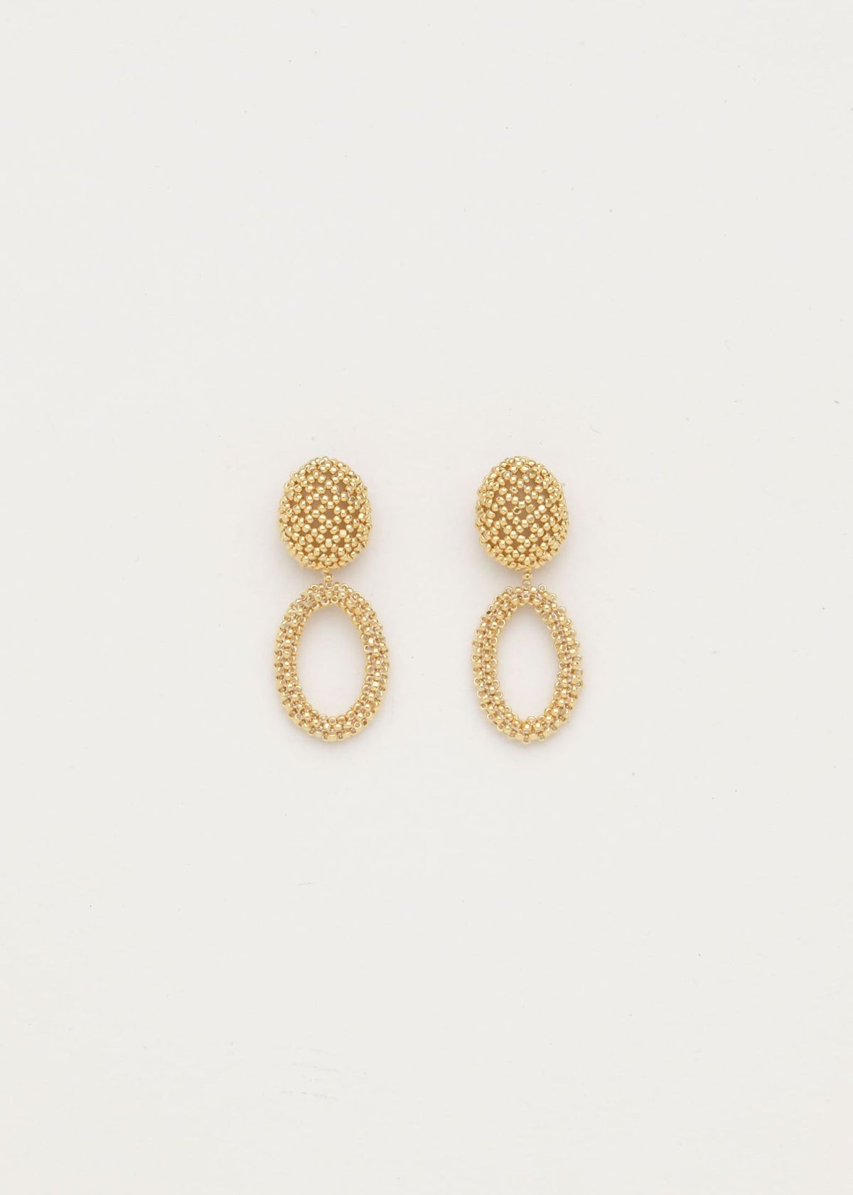 ARETES UN ARO TAWARI ORO