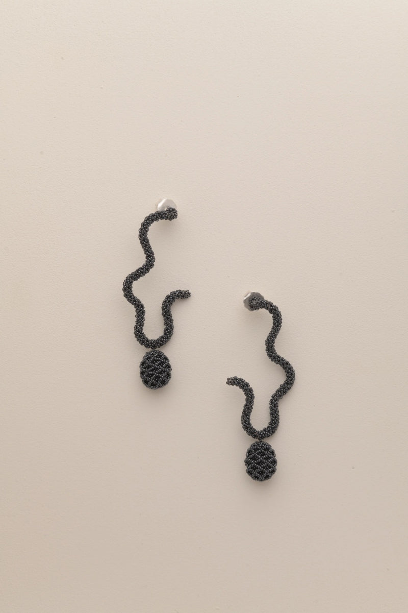TAWARI IRREGULAR EARRINGS WEB