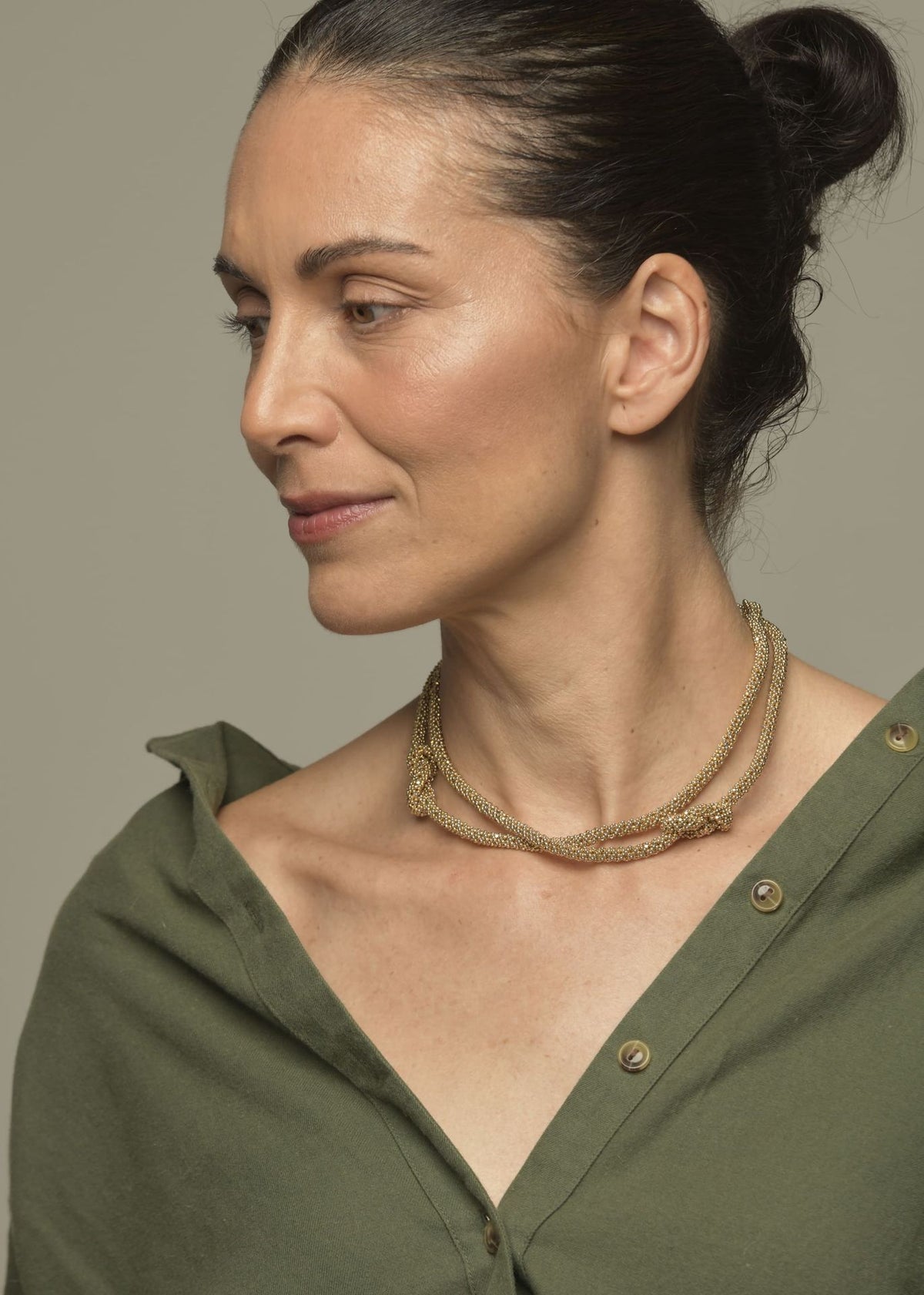 TWO HAIKURI GOLD PLATINUM NECKLACE