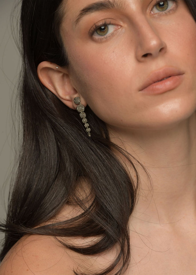 ARETES CASCABEL SERPIENTE PLATINO